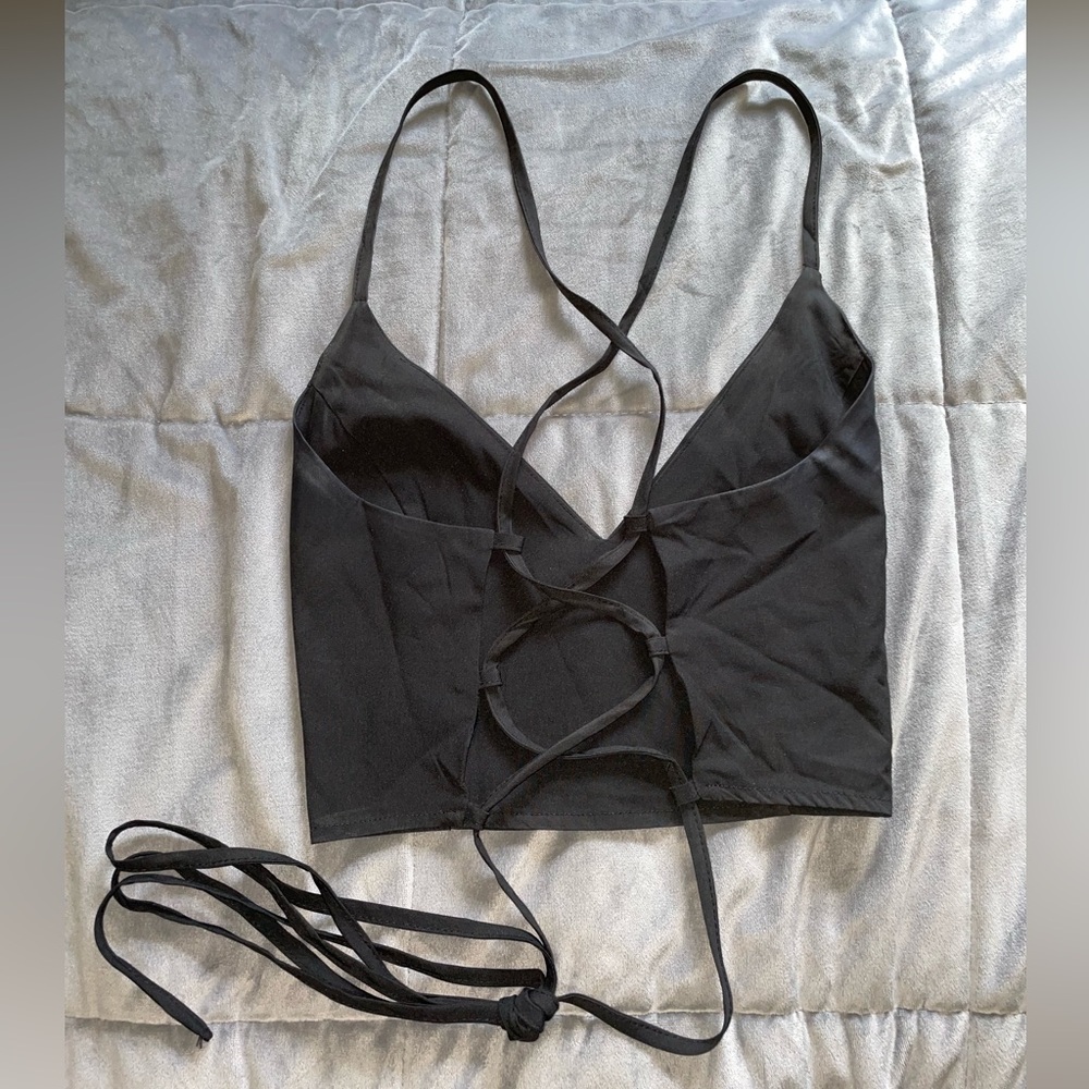 SHEIN cropped strappy top. Size medium